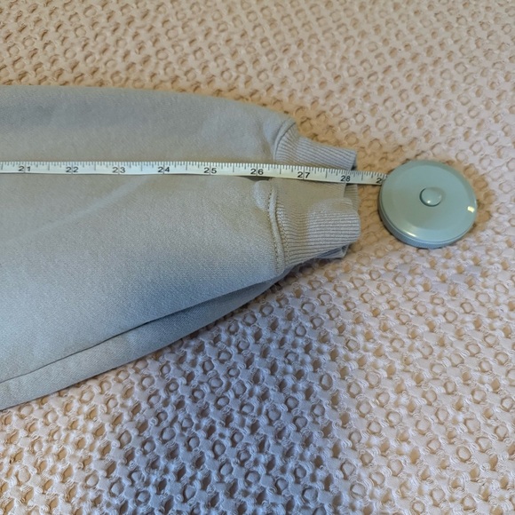 White Fox “Limited Edition Since 2013” Oversized Crewneck Sweatshirt – Beige ML - Picture 9 of 10